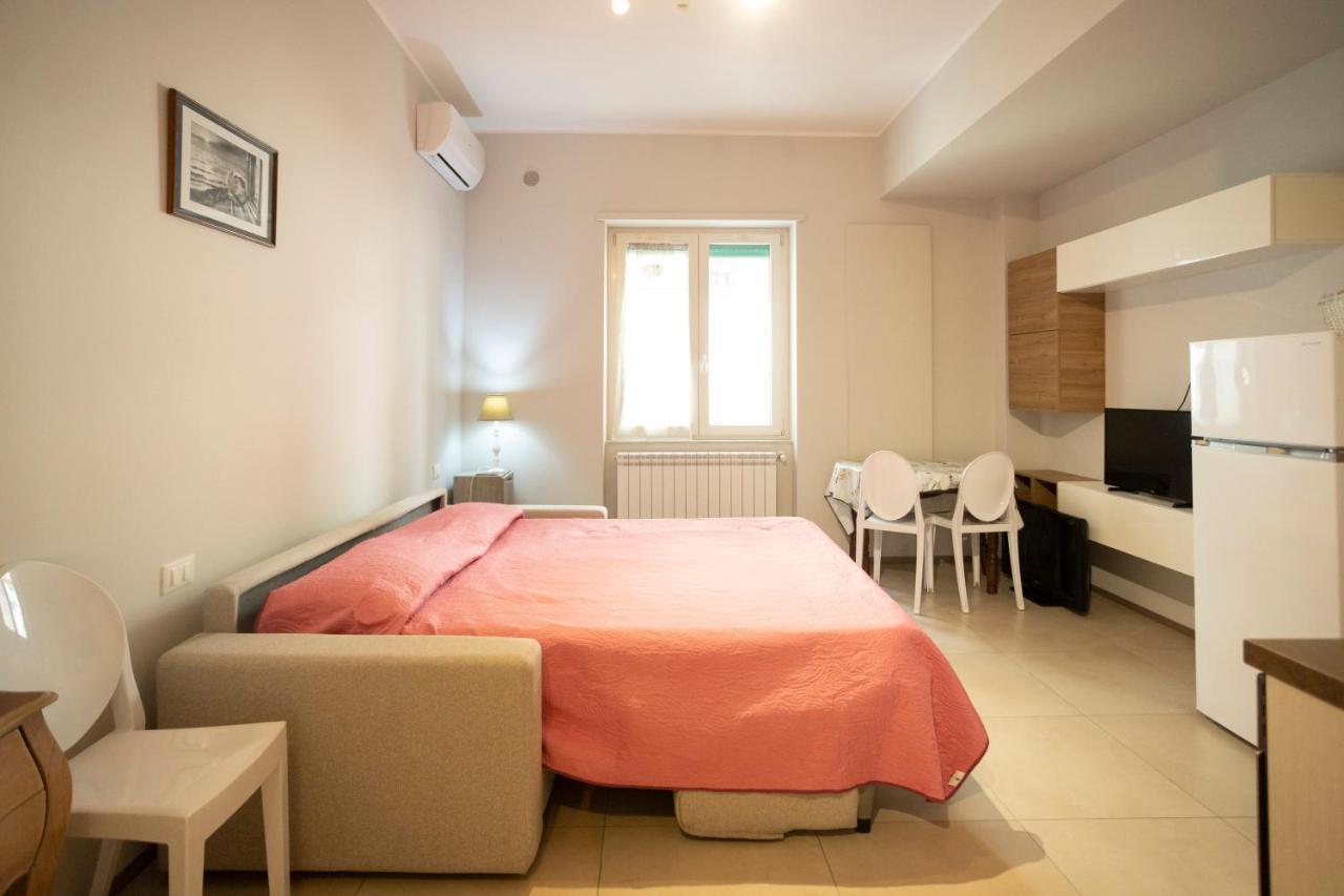 La Casa Degli Angeli Lägenhet Salerno Exteriör bild
